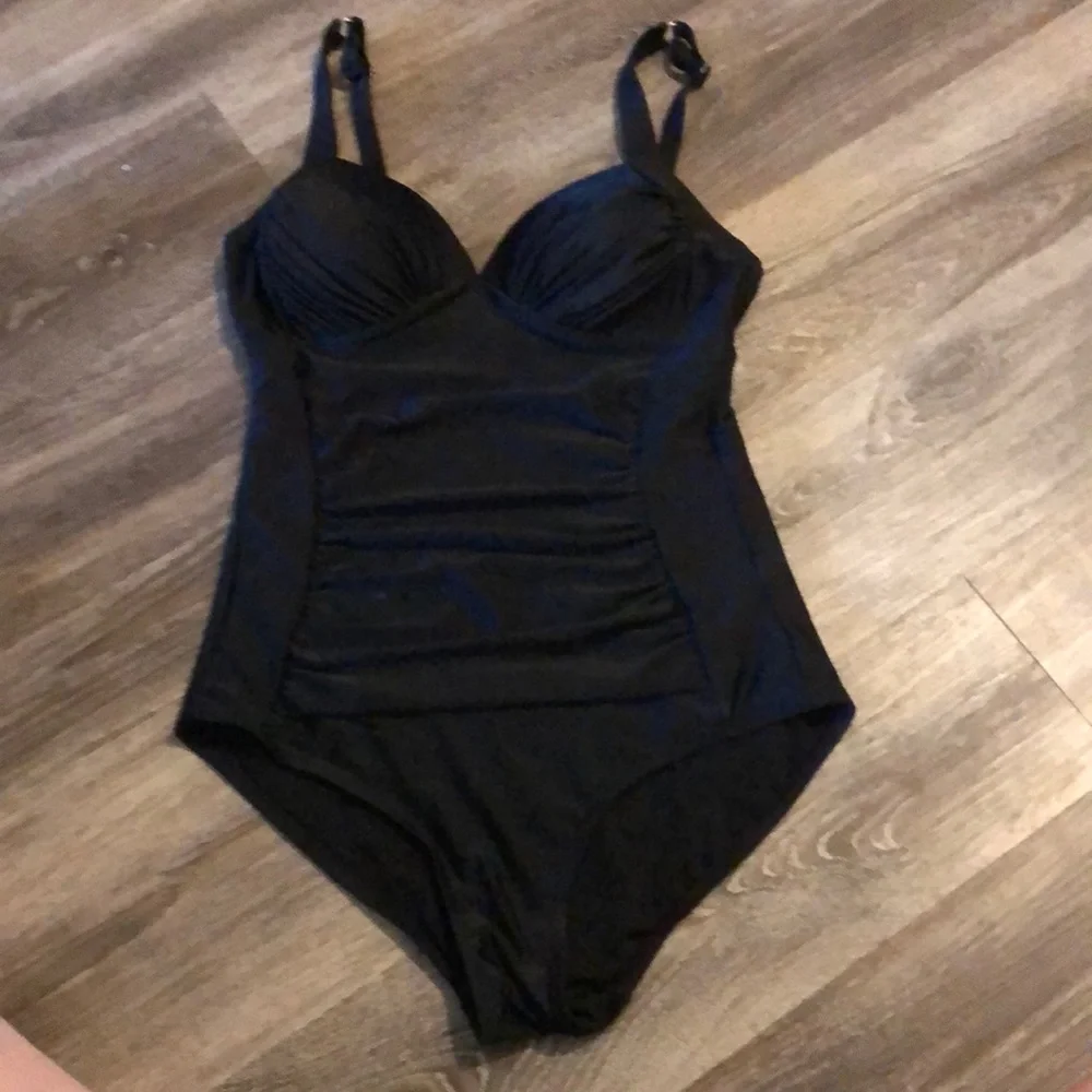 Beautique black one piece swimsuit - Picture 1 of 7